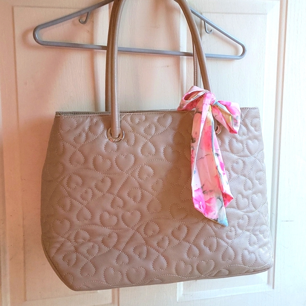 Betsey Johnson purse